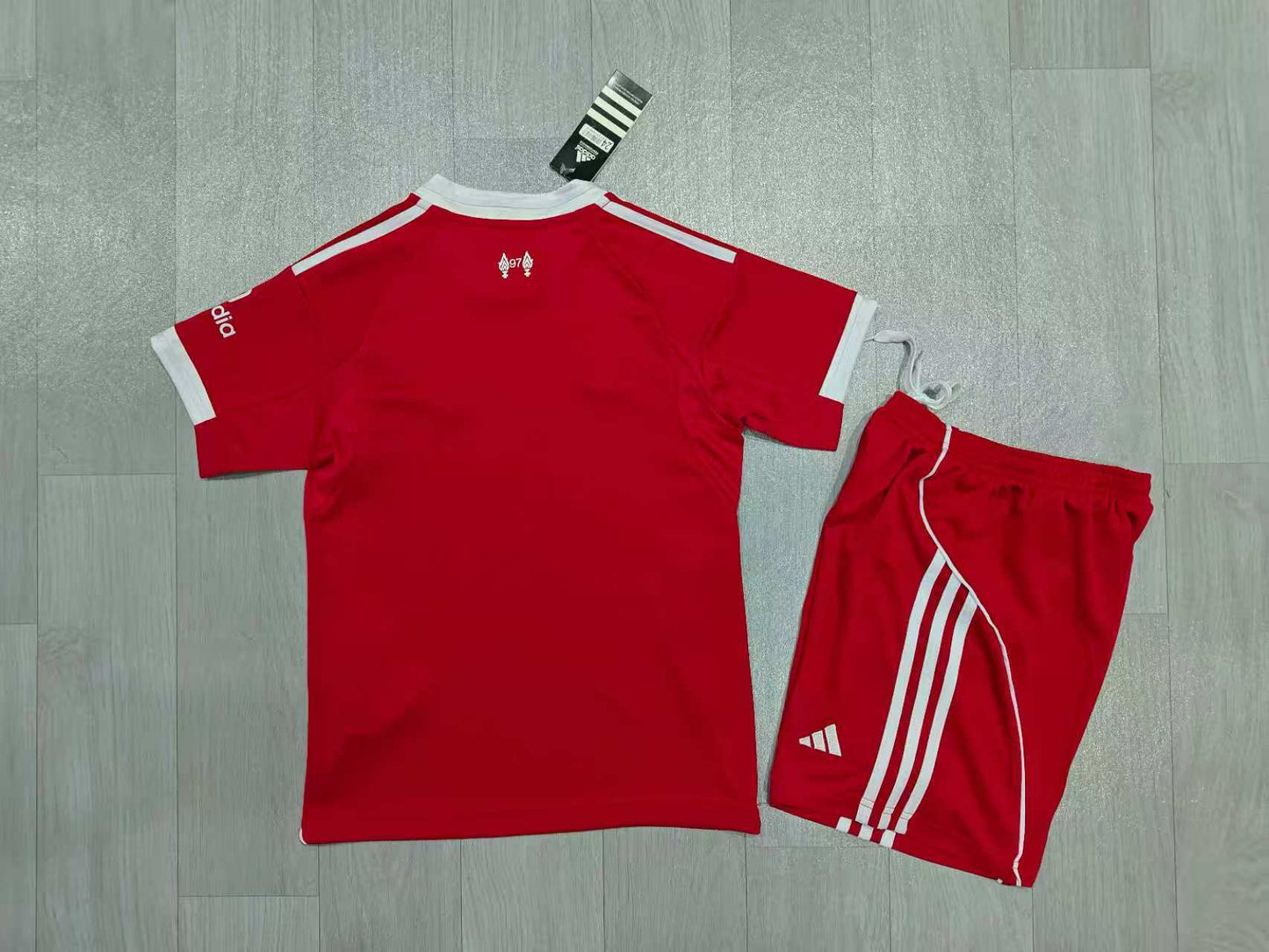 Liverpool 25/26 Home Children’s Kit