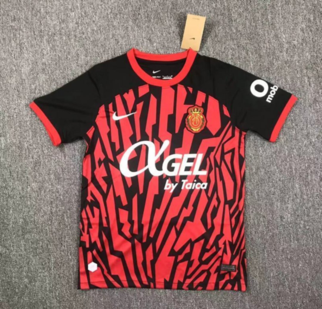 Mallorca 24/25 Home Kit