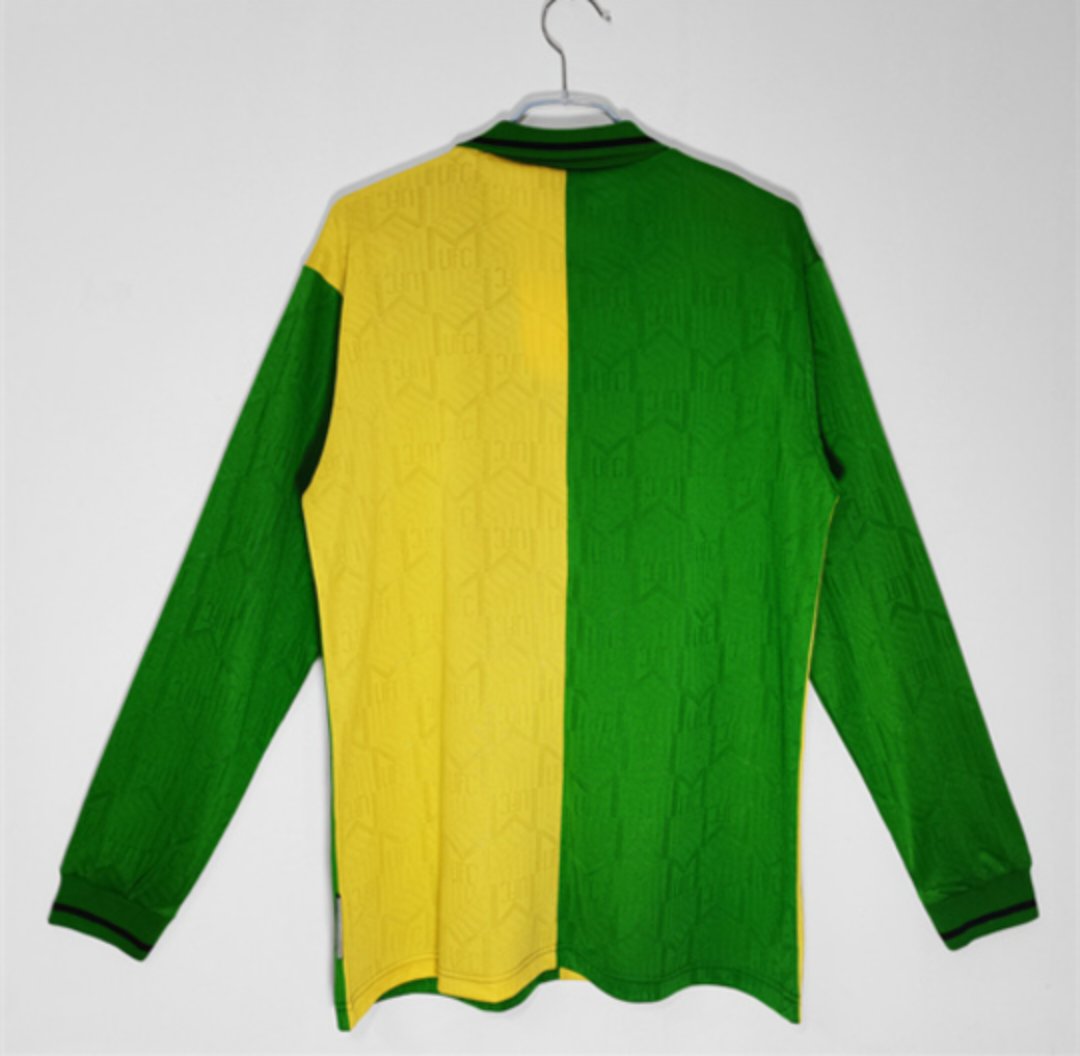 Manchester United Retro 92/94 Kit