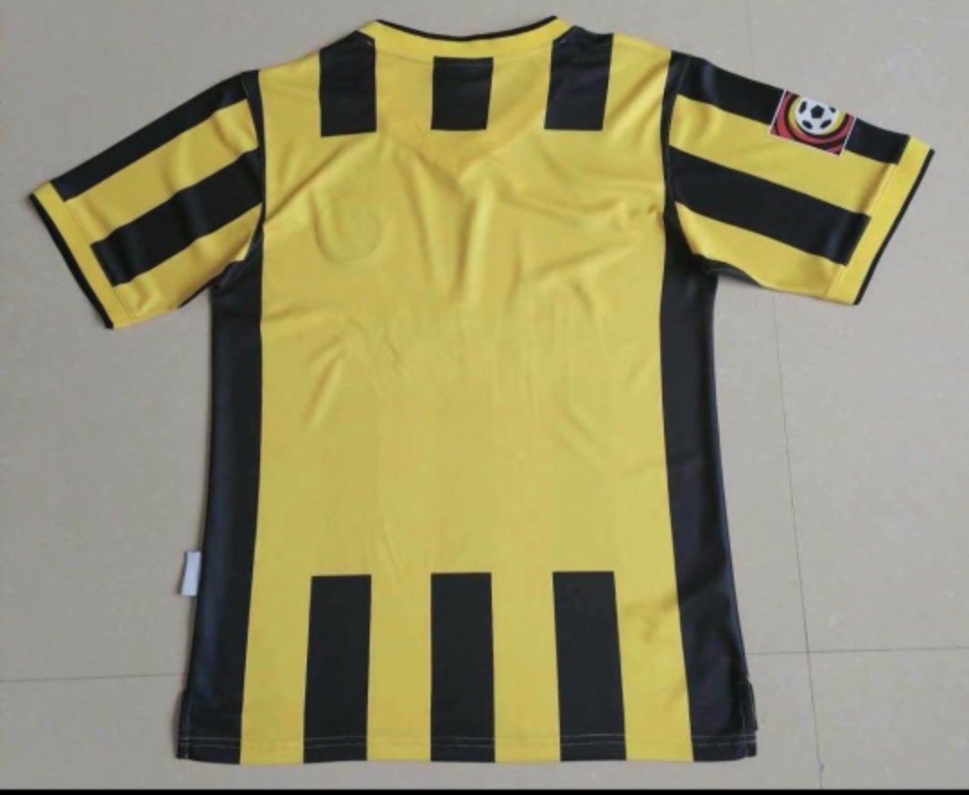 Borussia Dortmund 'Retro' 2000 Home Kit