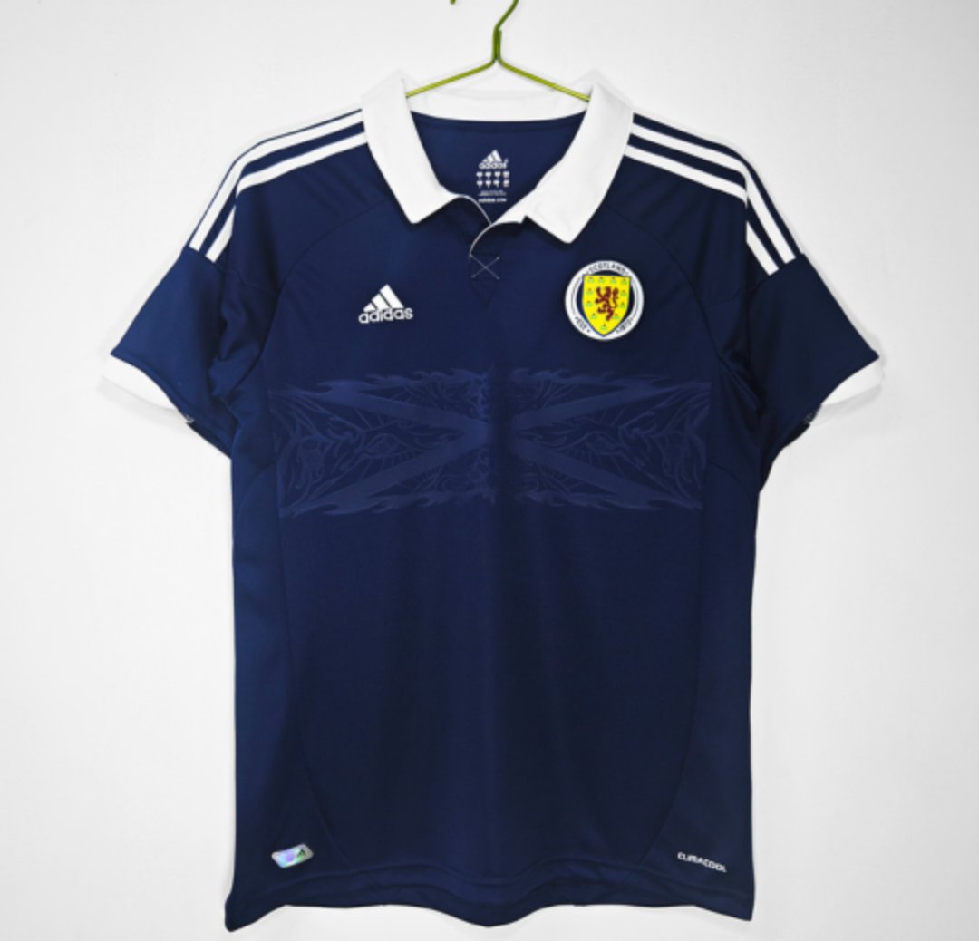 Scotland 'Retro' 12/14 Home Kit