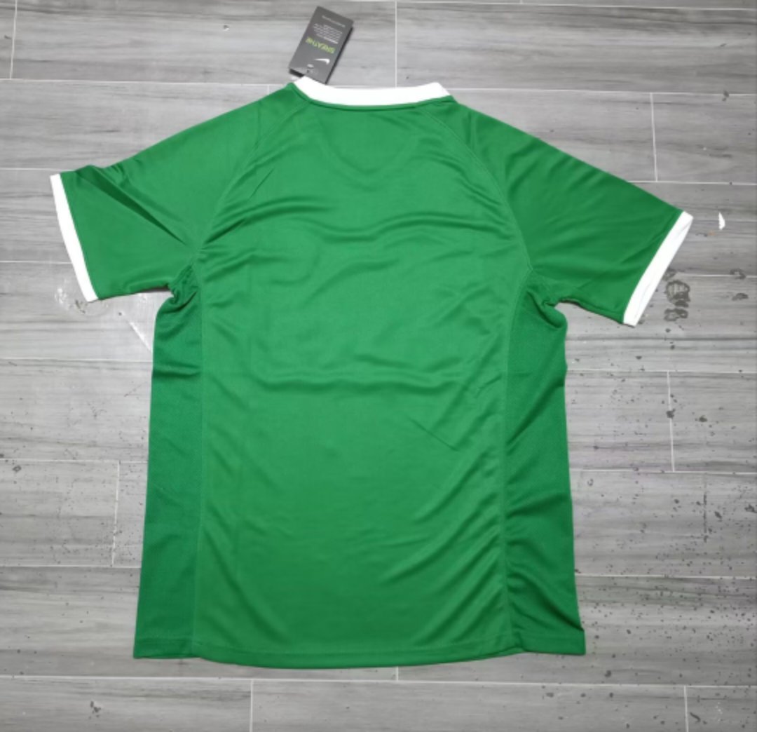 Wolfsburg 'Retro' 08/09 Home Kit