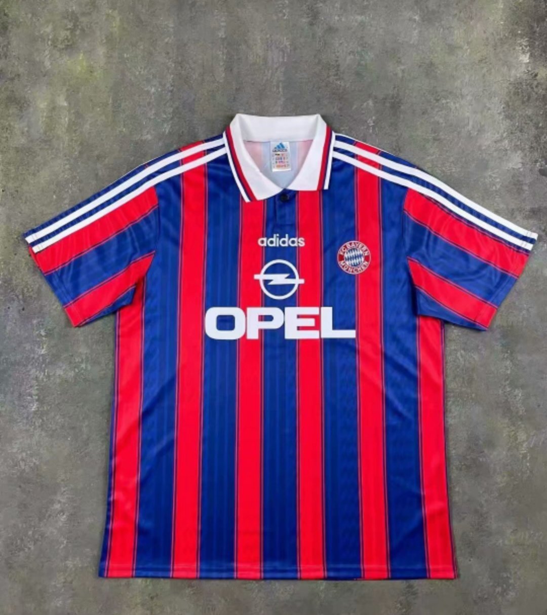 Bayern Munich 'Retro' 95/97 Home Kit