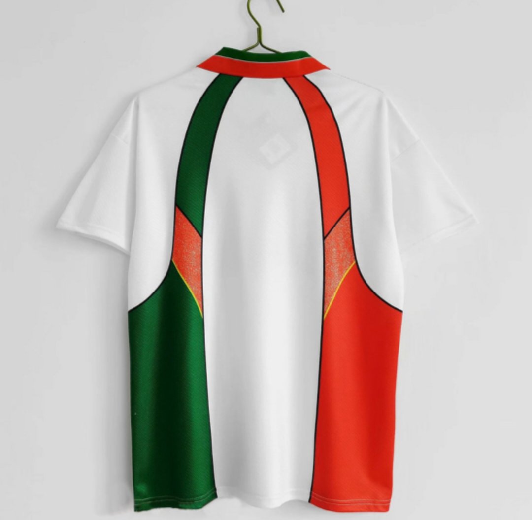 Ireland 'Retro' 94/96 Away Kit