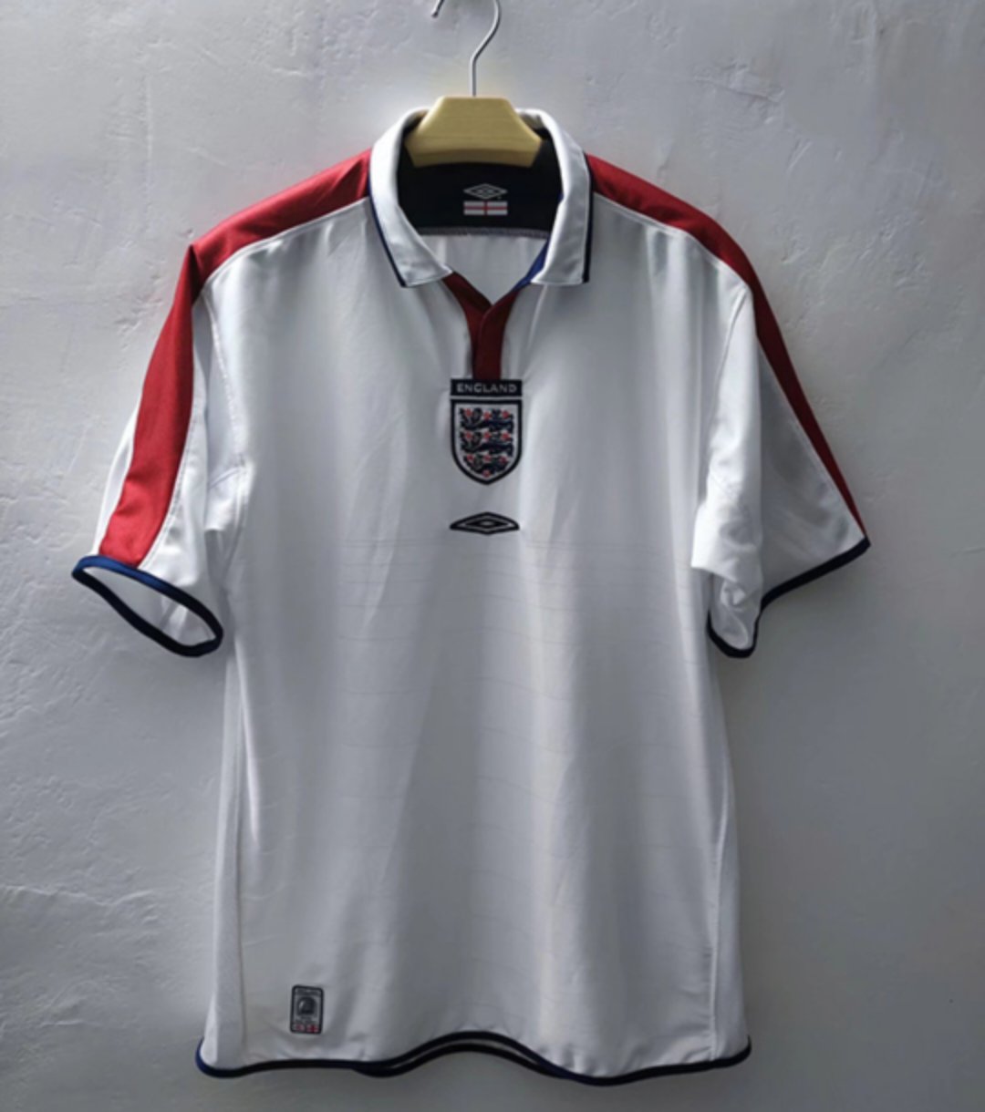 England 'Retro' 2004 Home Kit