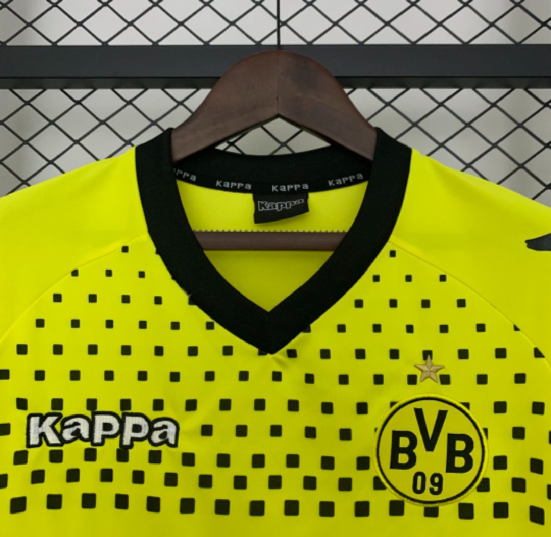 Borussia Dortmund 'Retro' 11/12 Home Kit