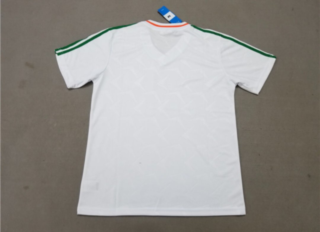 Ireland 'Retro' 90 Away Kit