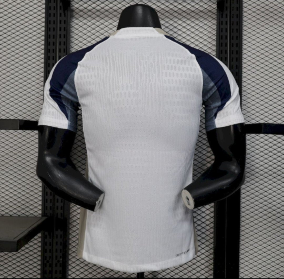Tottenham 25/26 Home Kit